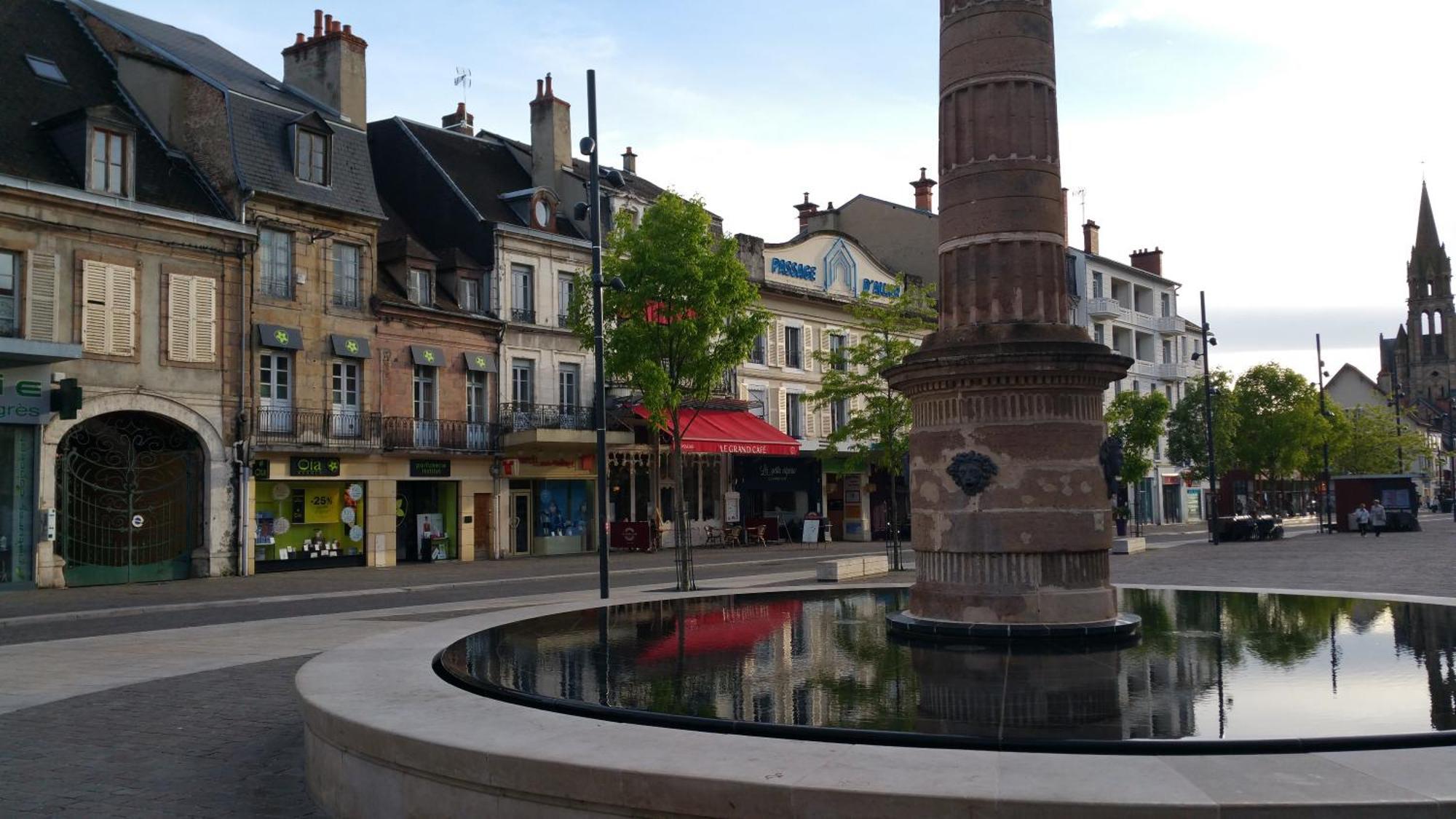T3 Moulins Avec Garage Proche Gareアパートメント エクステリア 写真
